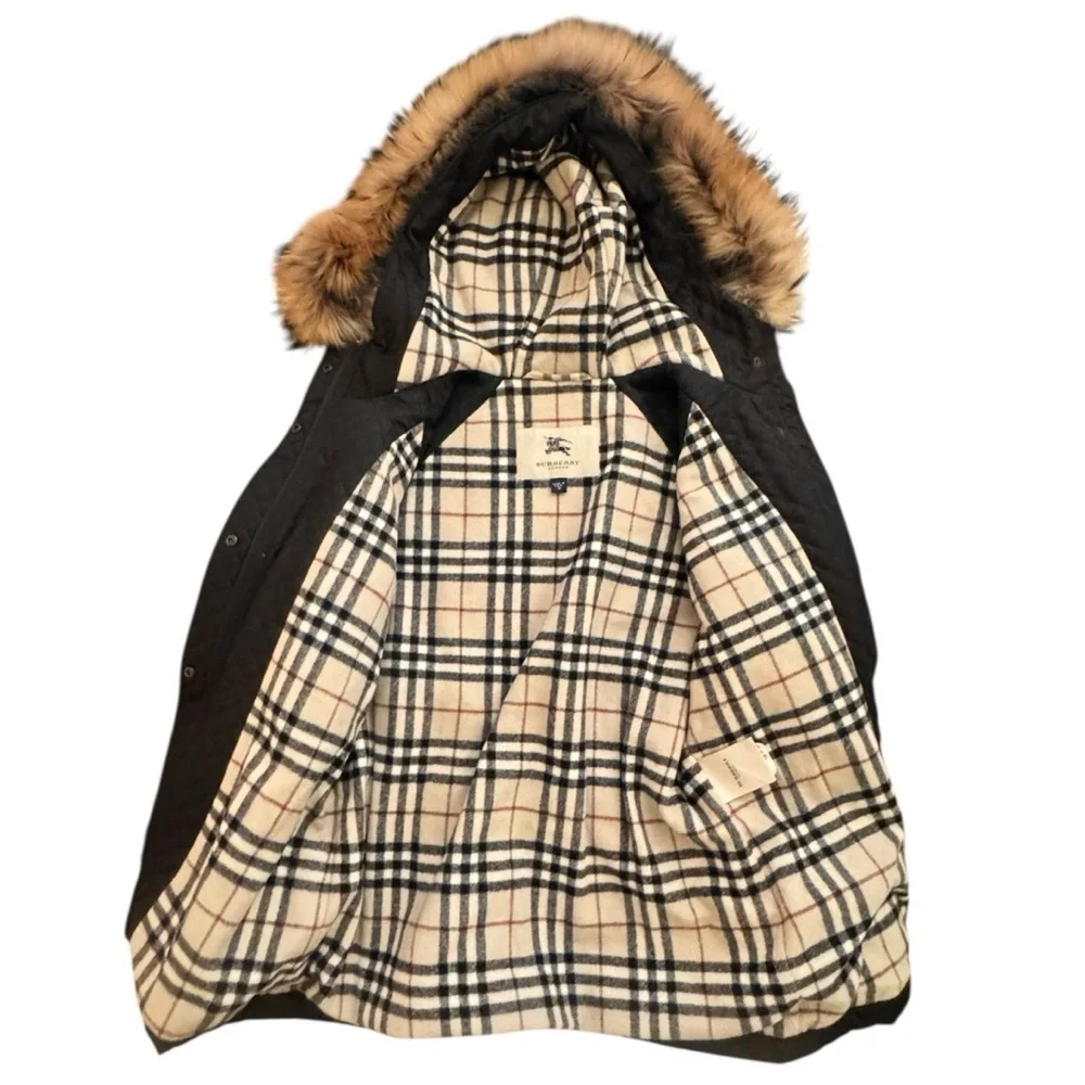 Authentic Burberry Black Quilted Raccoon Fur Hood Cinch Waist Jacket Small‎